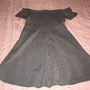 NWT Old Navy Over the Shoulders Grey Dress
